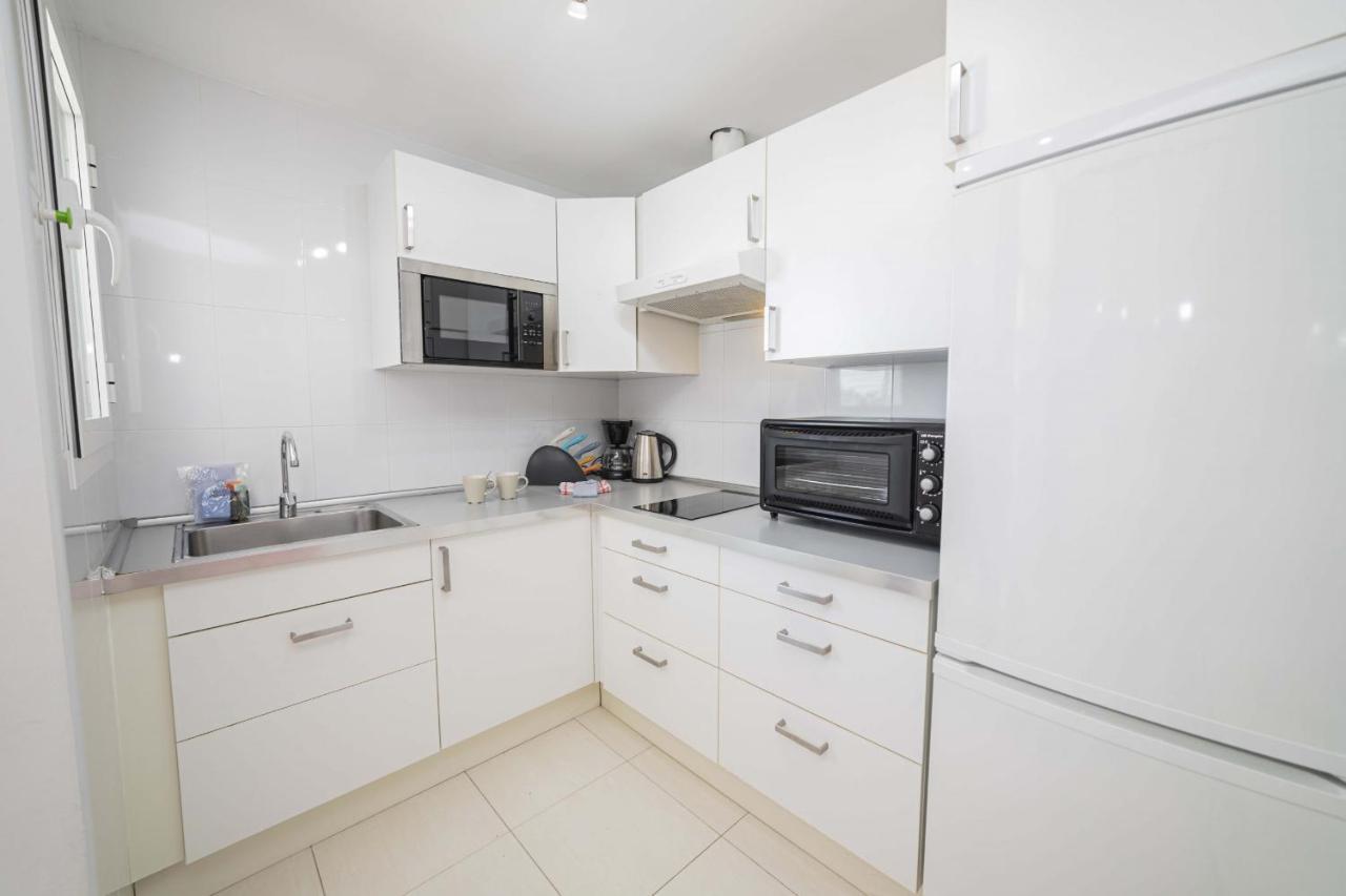 Apartamento Xara Alcudia  Bagian luar foto